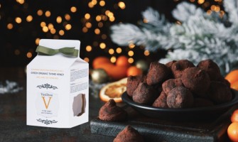 Χριστουγεννιάτικα Τρουφάκια με Μέλι Vasilissa και Κακάο